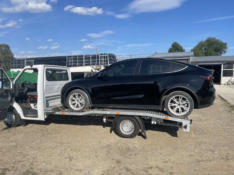 Допомога вдорозіДоставка Авто Евакуатор. Послуги евакуатора . Автовоз