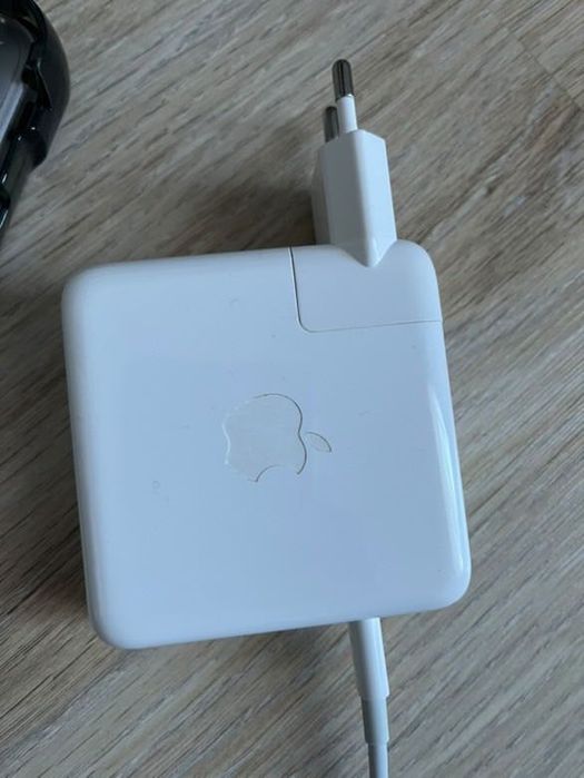 Apple MacBook Pro 13" M1 16GB/512GB, 99% bateria - jak nowy