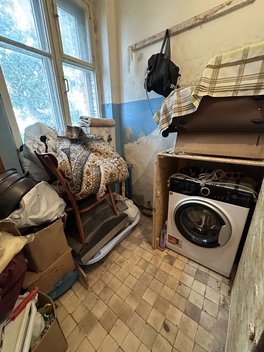Продаж кімнати Крюків
