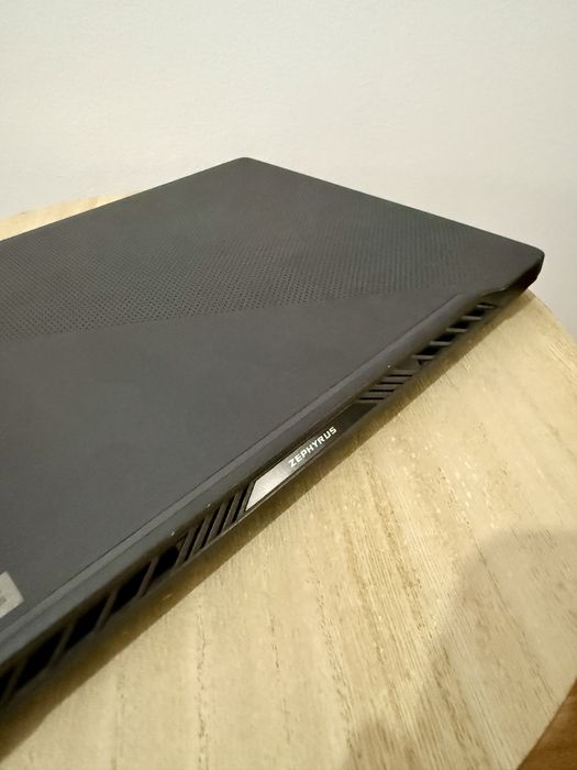 ASUS ROG Zephyrus G14