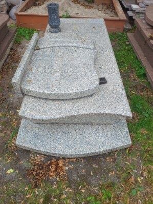 Nagrobki używane jak NOWE!!!