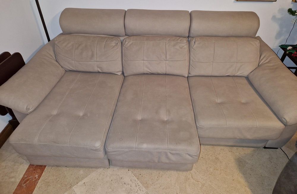 Sofá com Chaise Longue