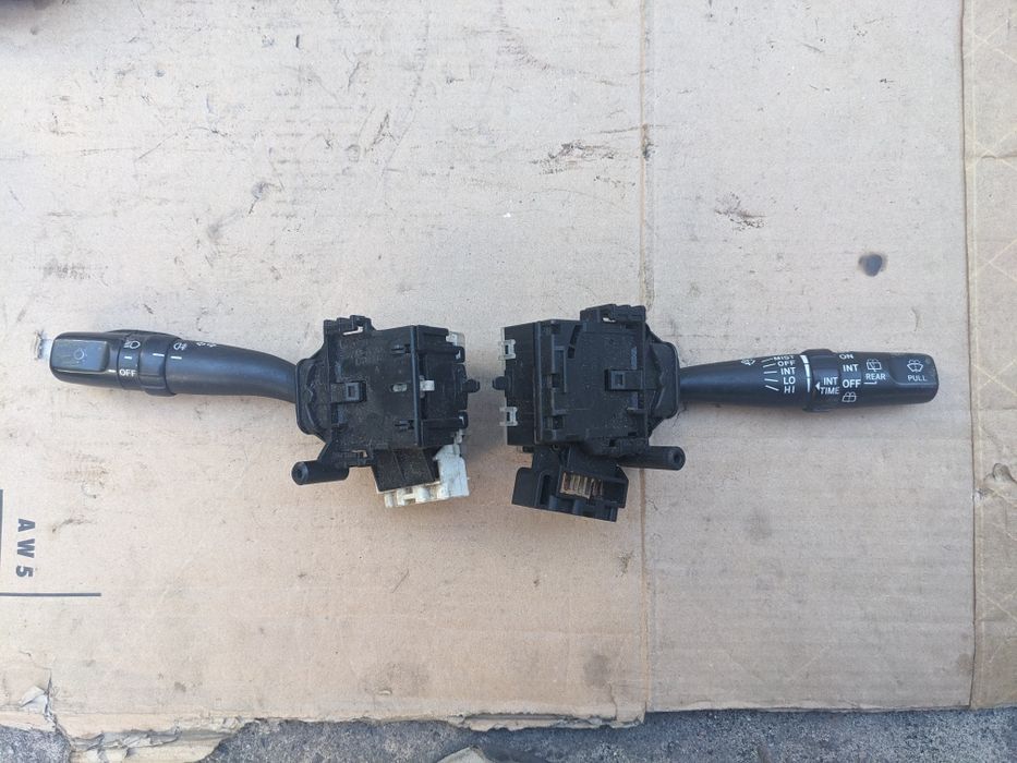 Подрулевой переключатель Toyota Avensis Verso, Avensis T25