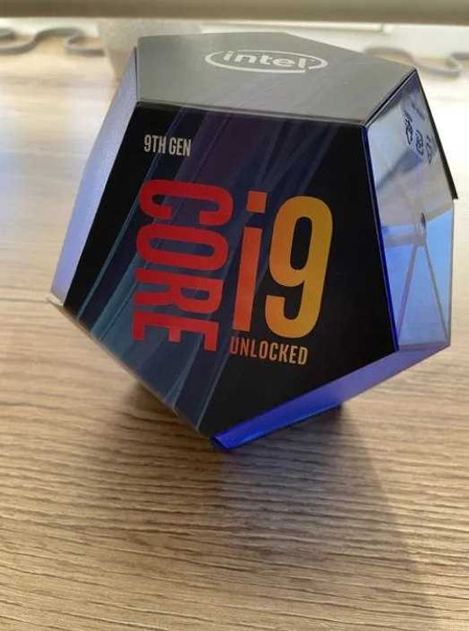 Intel core i9 9th оригінальна коробка