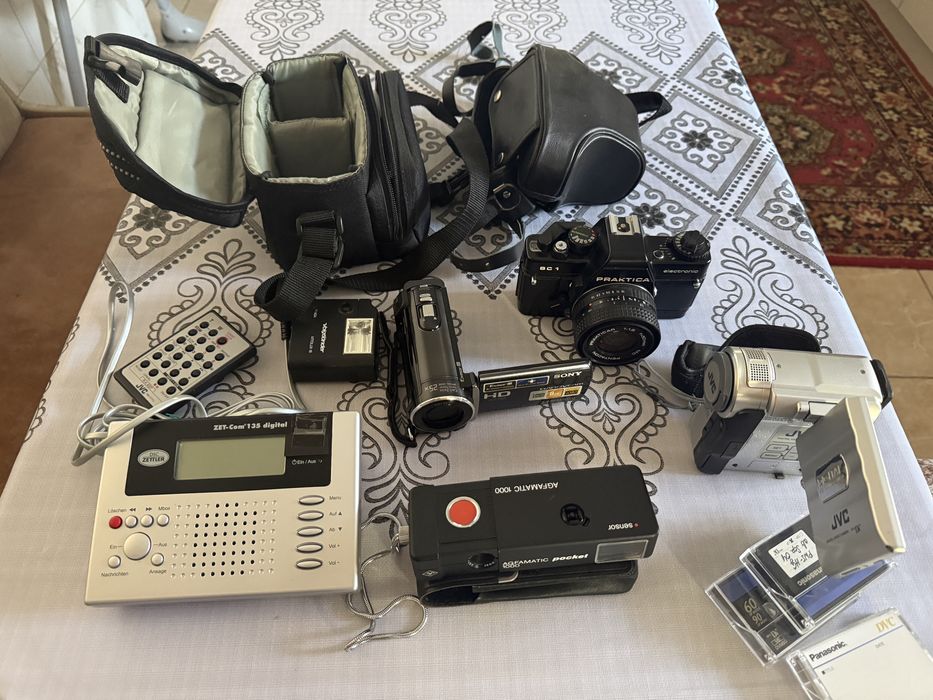 Продам старые фото видео апараты все разом