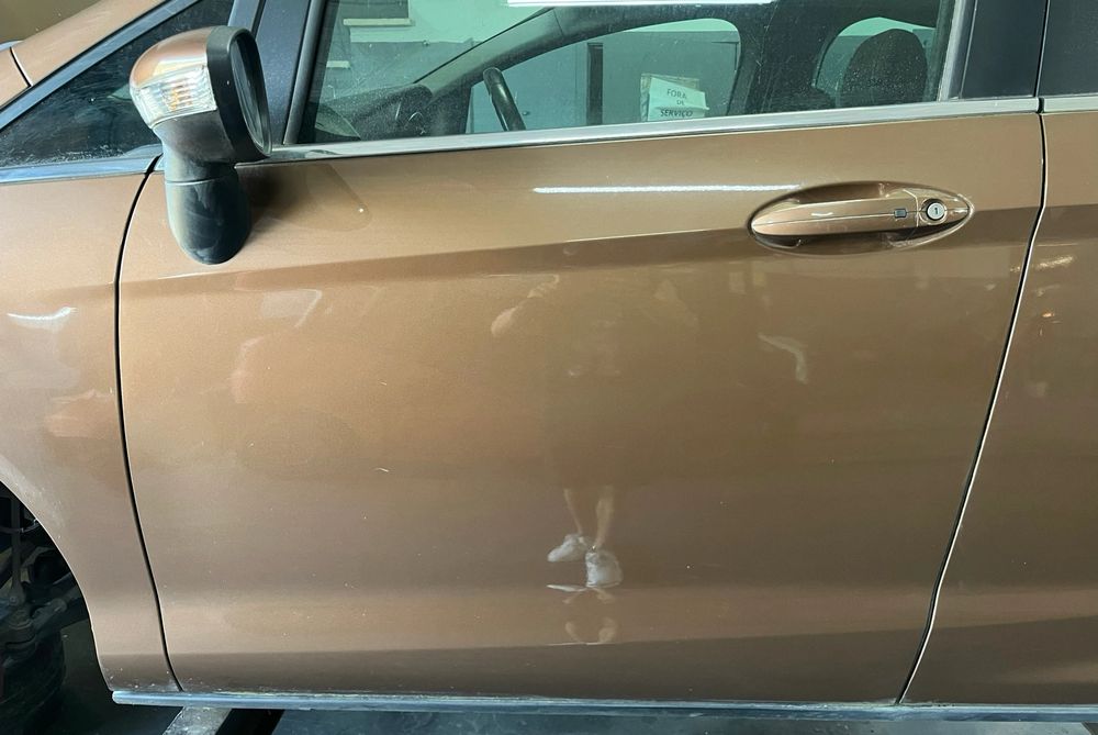 Porta frente esquerda FORD B-Max (JK)