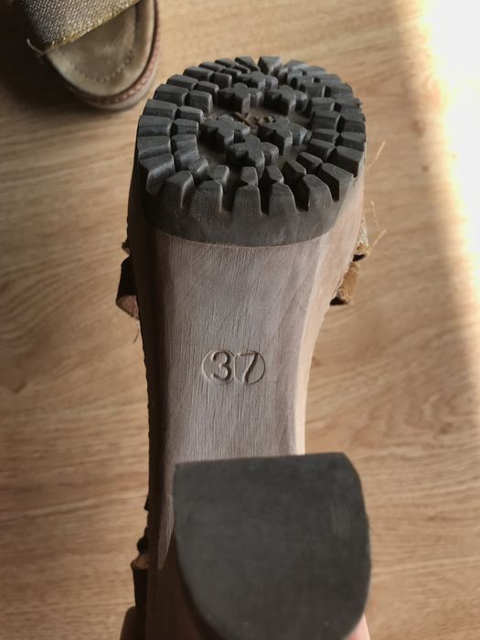 Sandálias Xuz 37