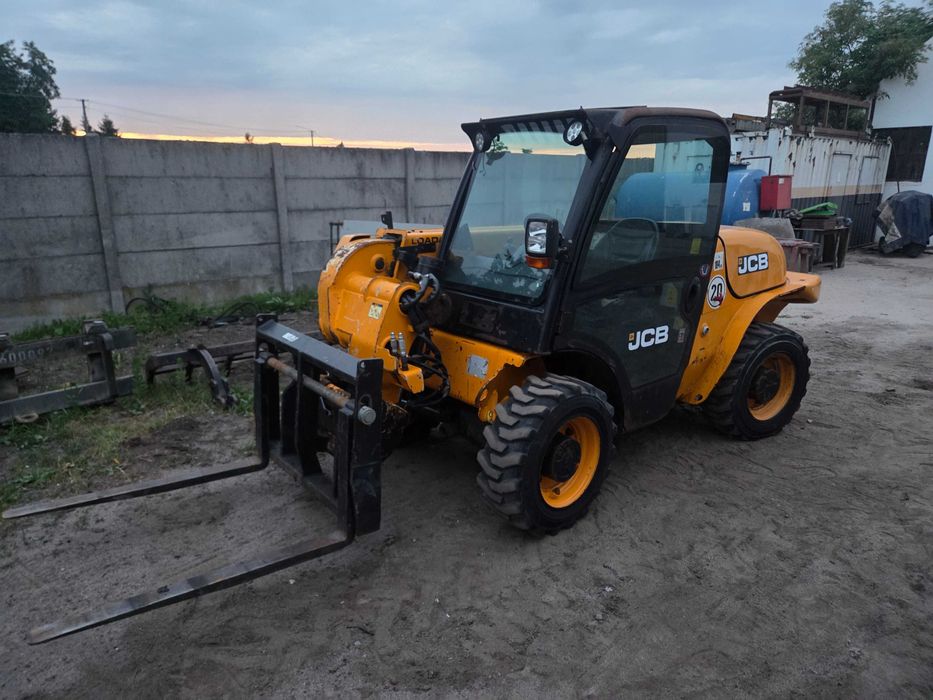 Ładowarka teleskopowa JCB 520-40