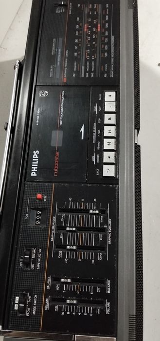 Radio vintage PHILIPS Cubbooster