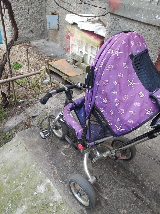 Продам детский трёхколёсный велосипед, с ручкой управления для родител