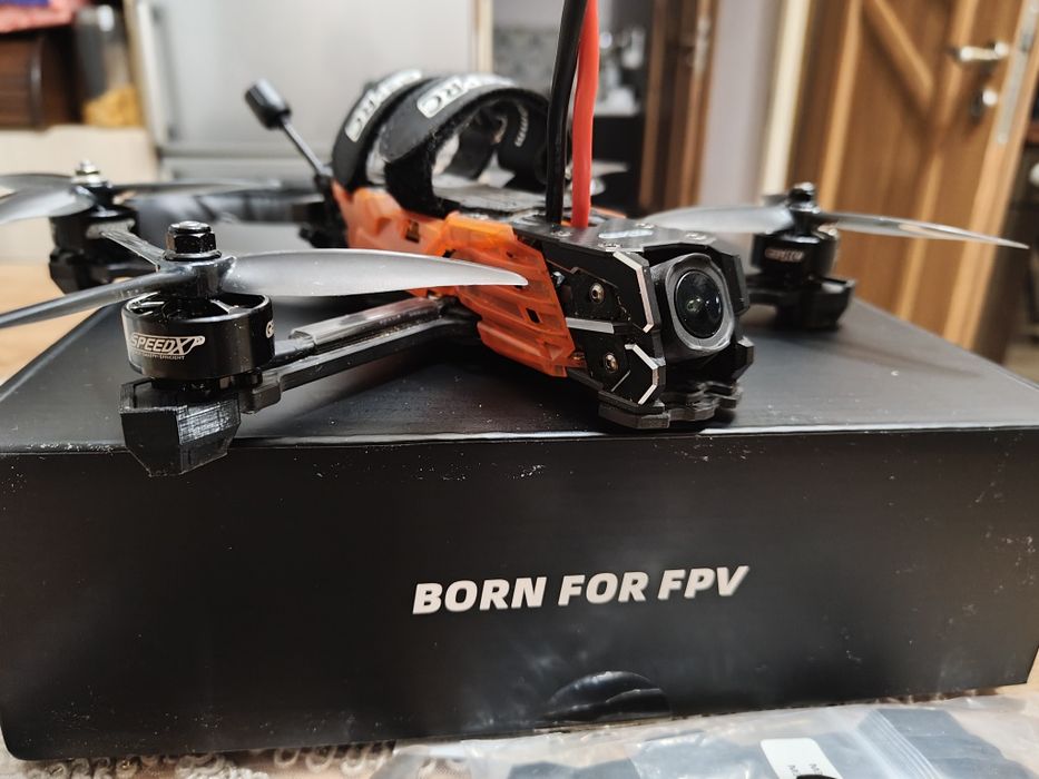 Dron Geprc Vapor D5 Dji o4 pro+GPS+6x lipo+ aktywny buzzer