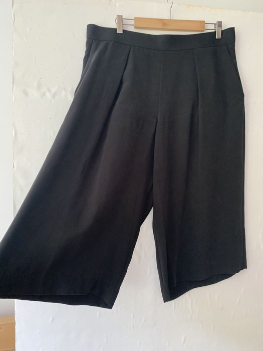 COS. 42р. Шовк. Шорти-спідниця. Кюлоти