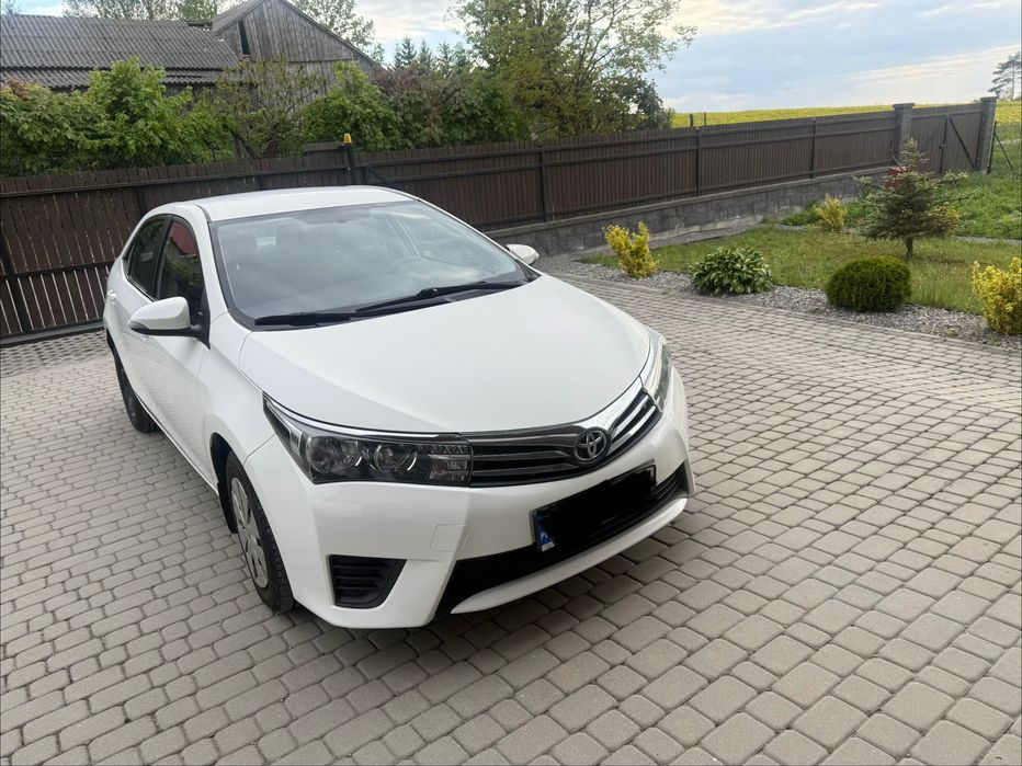 Samochód osobowy Toyota Corolla