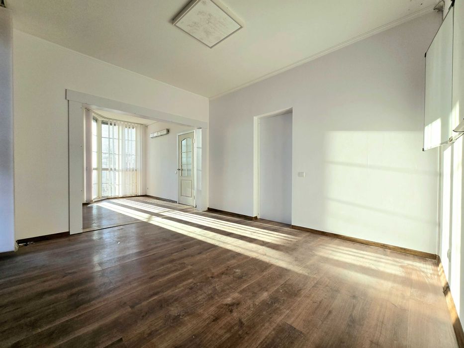 Оренда офісу Львів, вул. Сулими (Кондукторська). 100 м². Новобудова.