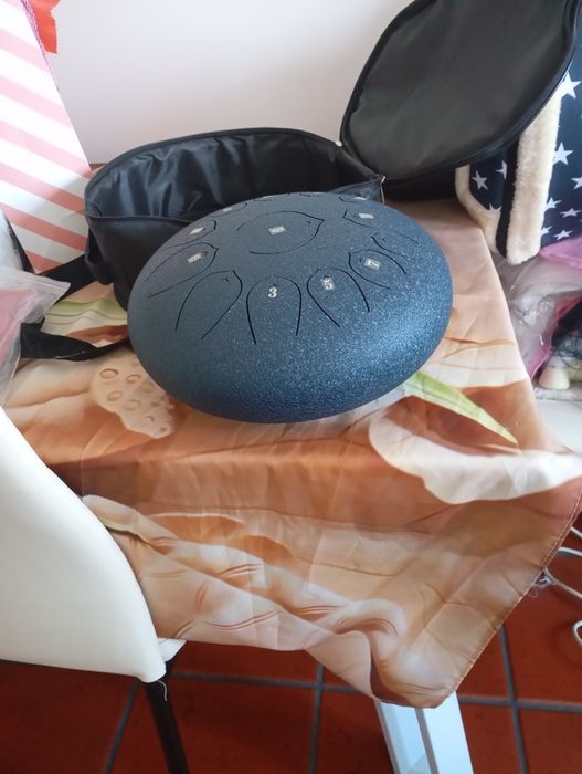 Vendo Steel Tongue Drum (13 notas) – como novo – 80€ (preço negociável