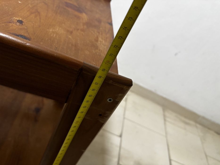 Movel de apoio em madeira