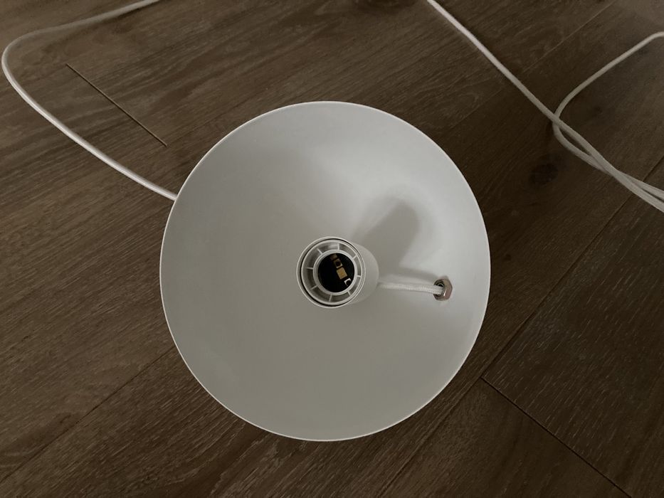 Lampa sufitowa biała