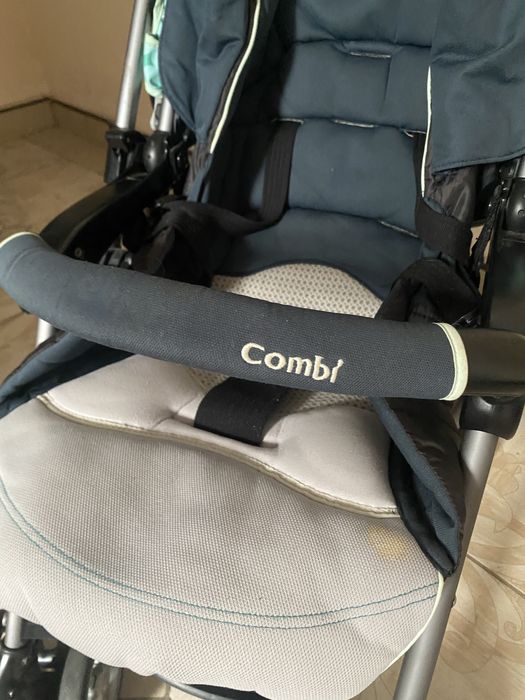 Прогулочная коляска Combi