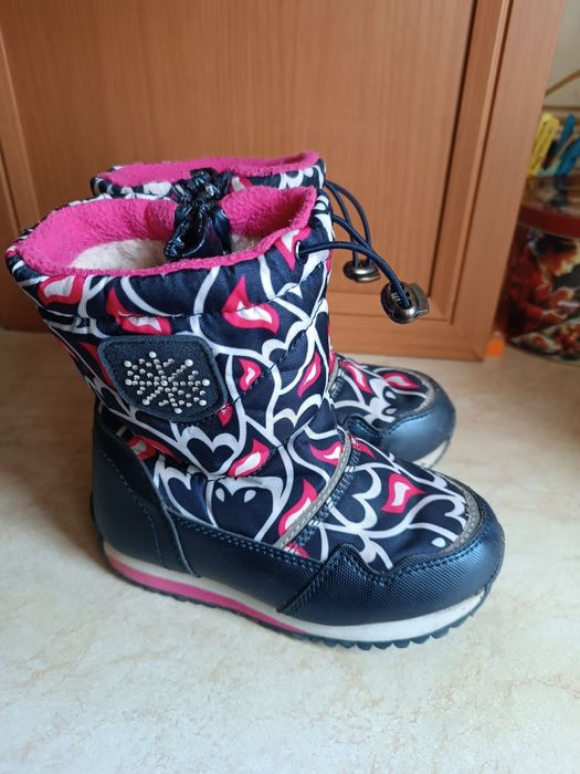 Зимние сапожки для девочки
