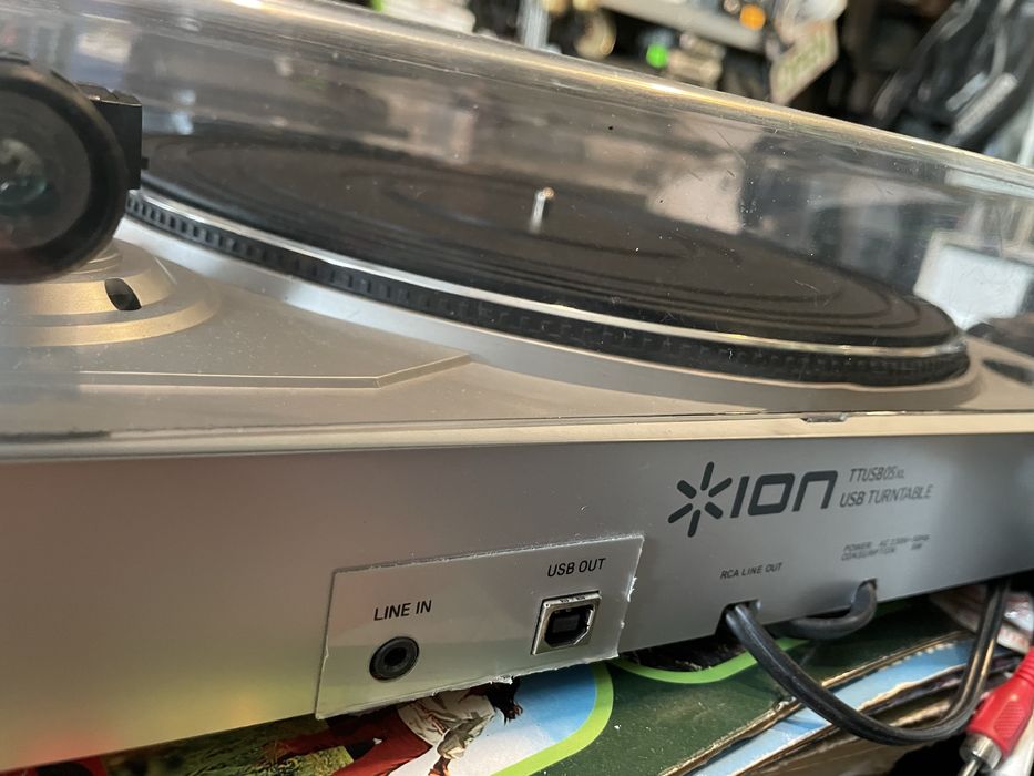 Gramofon ION TTUSB 05XL
