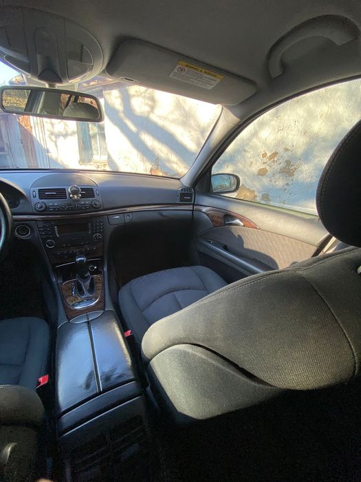 Продам Мерседес w211