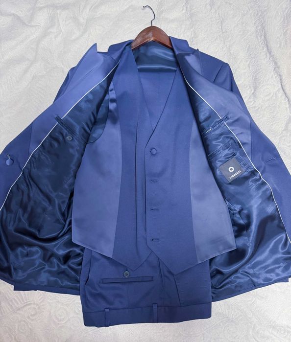 Чоловічий костюм GIOBERTI (б/у) у відмінному стані