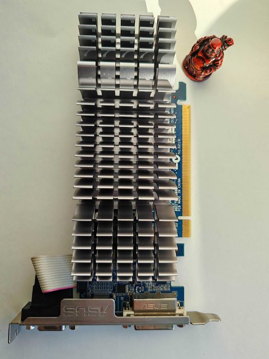 Видеокарта ASUS GeForce 210 1GB Silent
