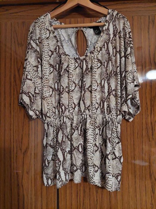 Bardzo ładna bluzka.