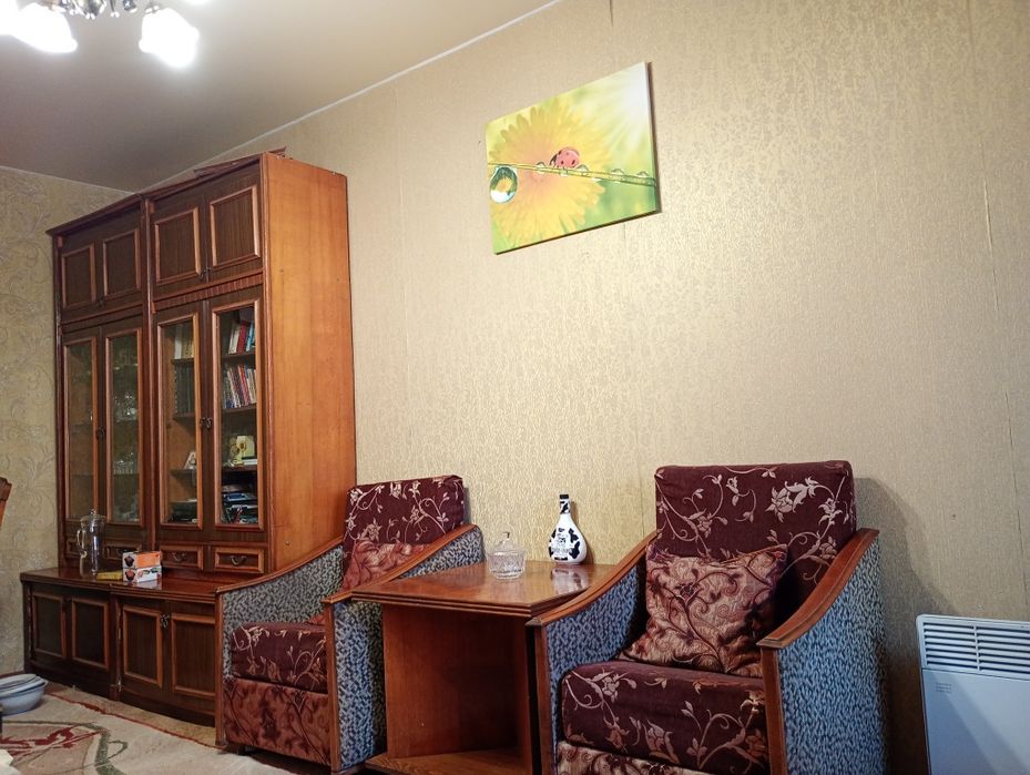 Східний 2. Продається 2 кімнатна квартира. Є-оселя