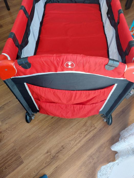 Łóżeczko turystyczne