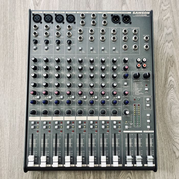 Samson MDR1248 микшерный пульт 12 каналов +  DSP процессор эффектов