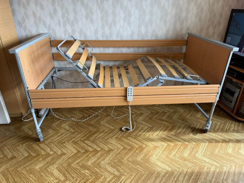 3 funkcyjne łóżko rehabilitacyjne