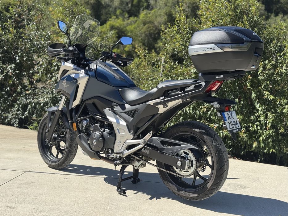 Honda NC 750 X / 9.000km / 2023 / Extras