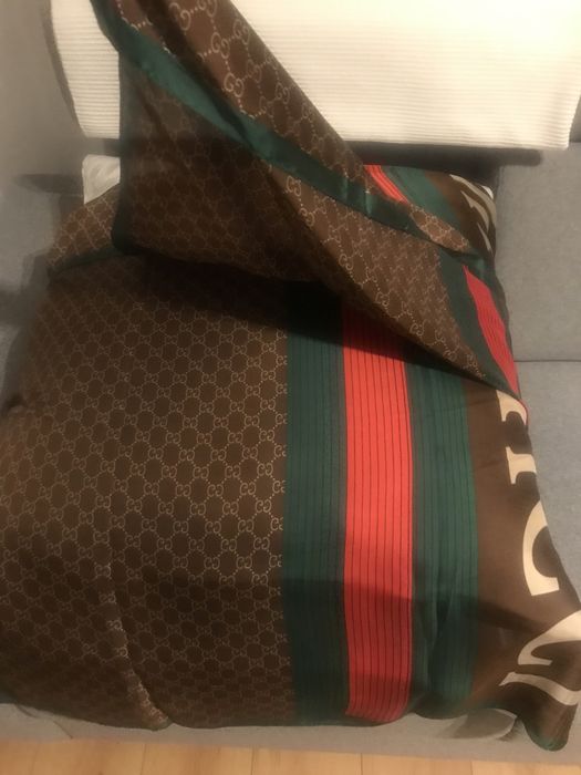 Chusta Gucci duza