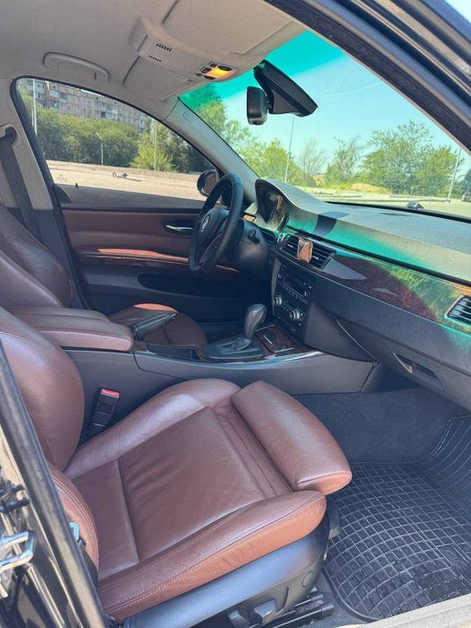 BMW 325I 2008 VIN WBAVH31090A261875 фото оголошення 10 з 16