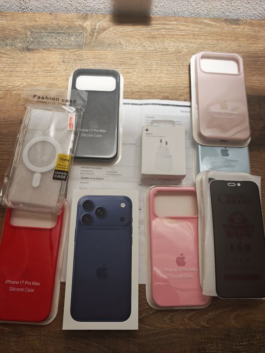 iPhone 17 Pro Max 6.9" 256GB Azul  Selado, C/Garantia Aceito Reto