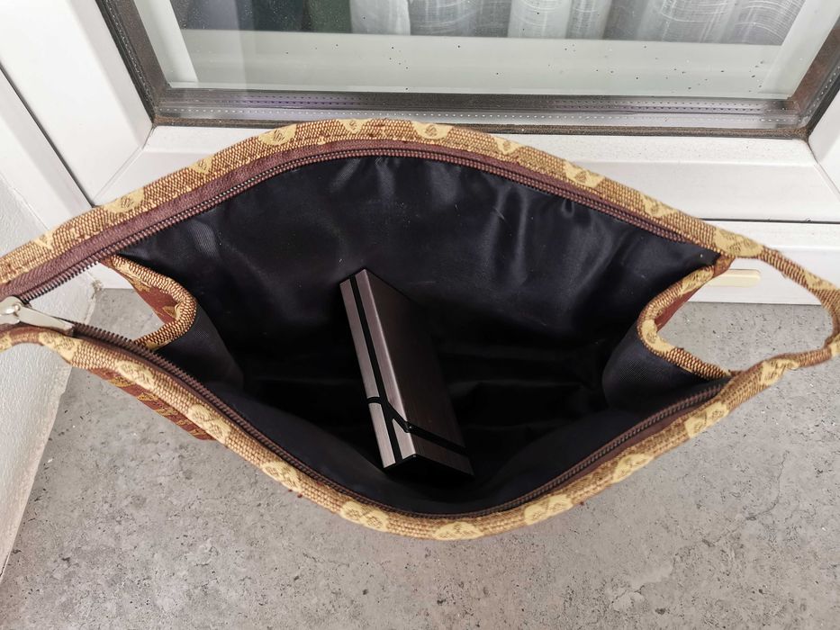 Kosmetyczka w stylu Louis Vuitton