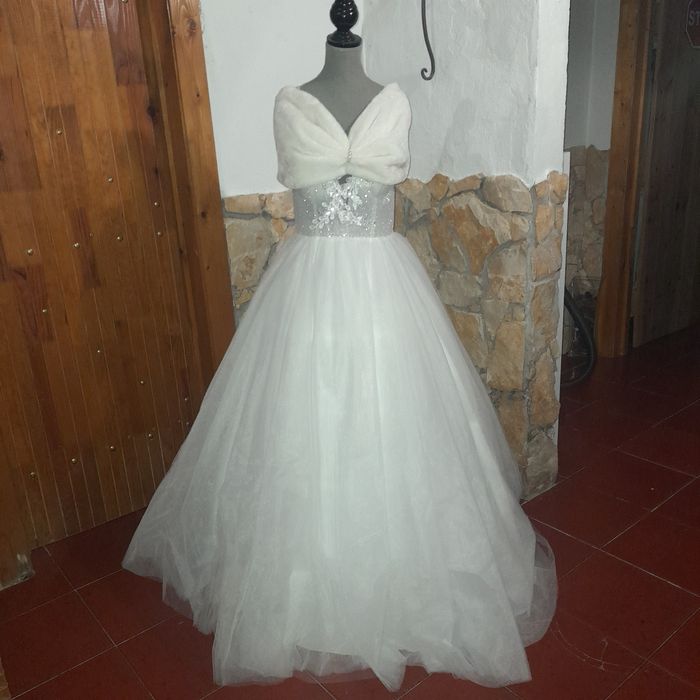 Vestido noiva c/saiote e poncho