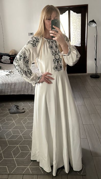 Парні вишиванки нові