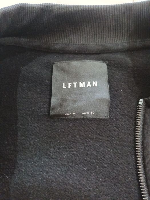 Casacos usados poucas vezes