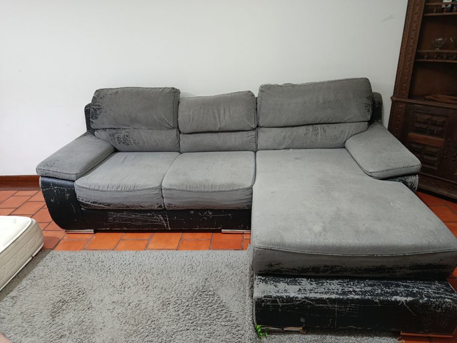 Sofá 3 lugares grande !