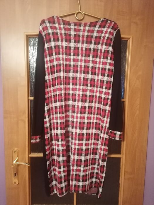 Sukienka w krateczkę rozm. XL!