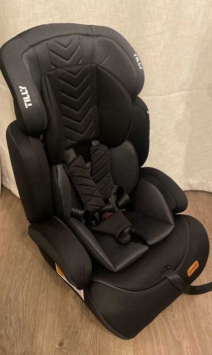 Дитяче  автокрісло бустер до 12 років універсальне 9-36 кг tilly