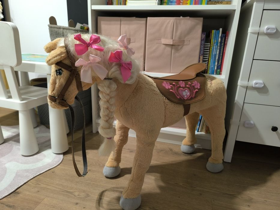 Konik Barbie Happy People