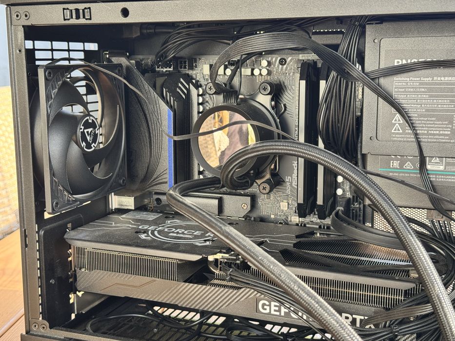 komputer gamingowy RTX 4070/r5 9600x/16/512gb LIAN LI A3 gwarancja!!!