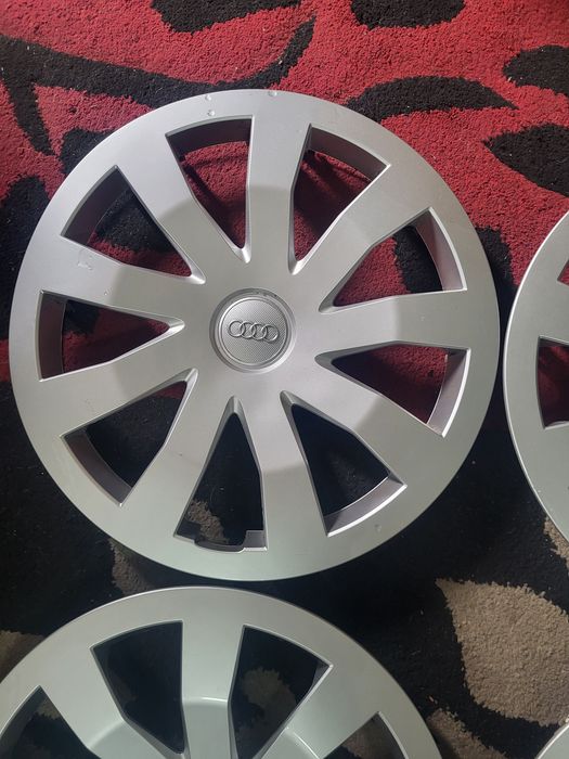 Oryginalne kołpaki Audi 15 cali nr katalogowy  82A 601 147