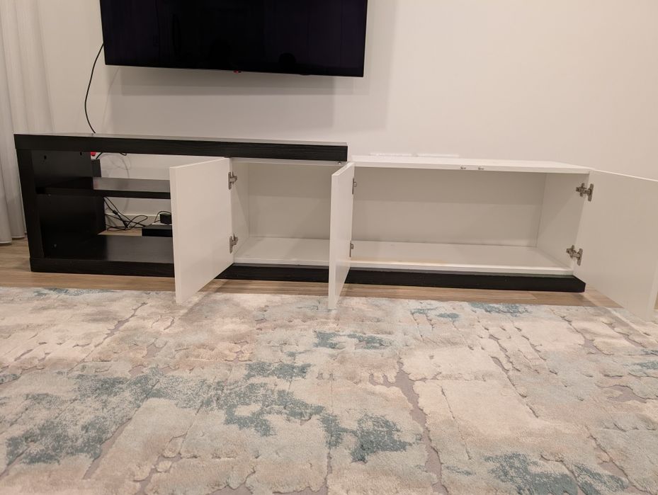 Base TV com 3 portas