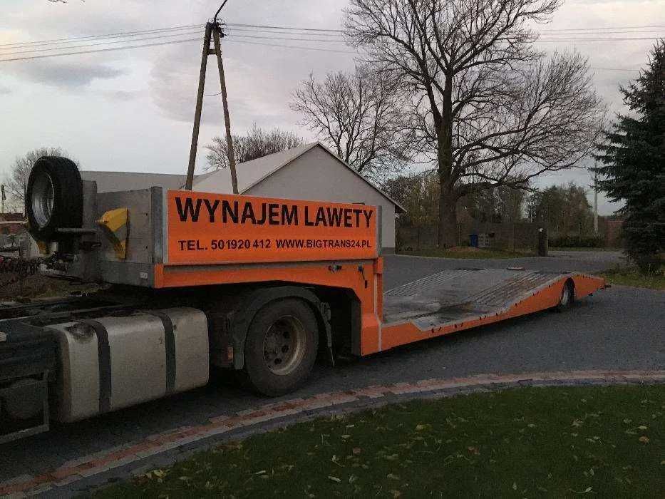 Wynajem naczepy niskopodwoziowej, transport ciągników siodłowych