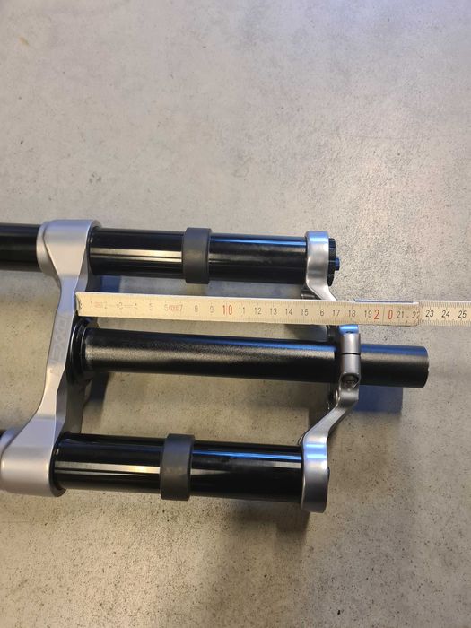 RockShox BoXXer Ultimate Charger 2.1 RC2 29" 200mm Off 46mm Nowy Gwar