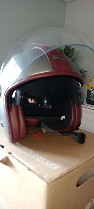 Capacete da marca NEXX